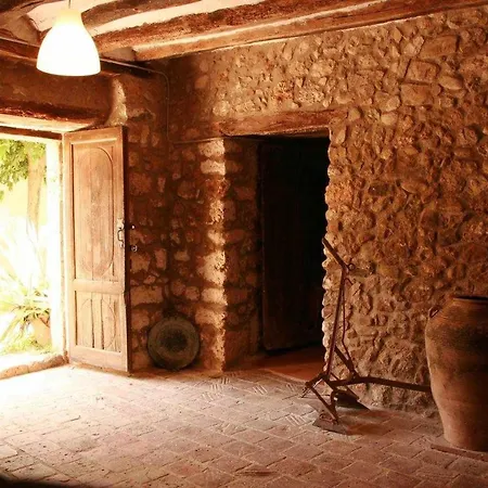 La Rectoria De Dosquers 24p