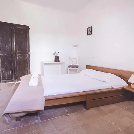 Holiday home La Rectoria De Dosquers 24p